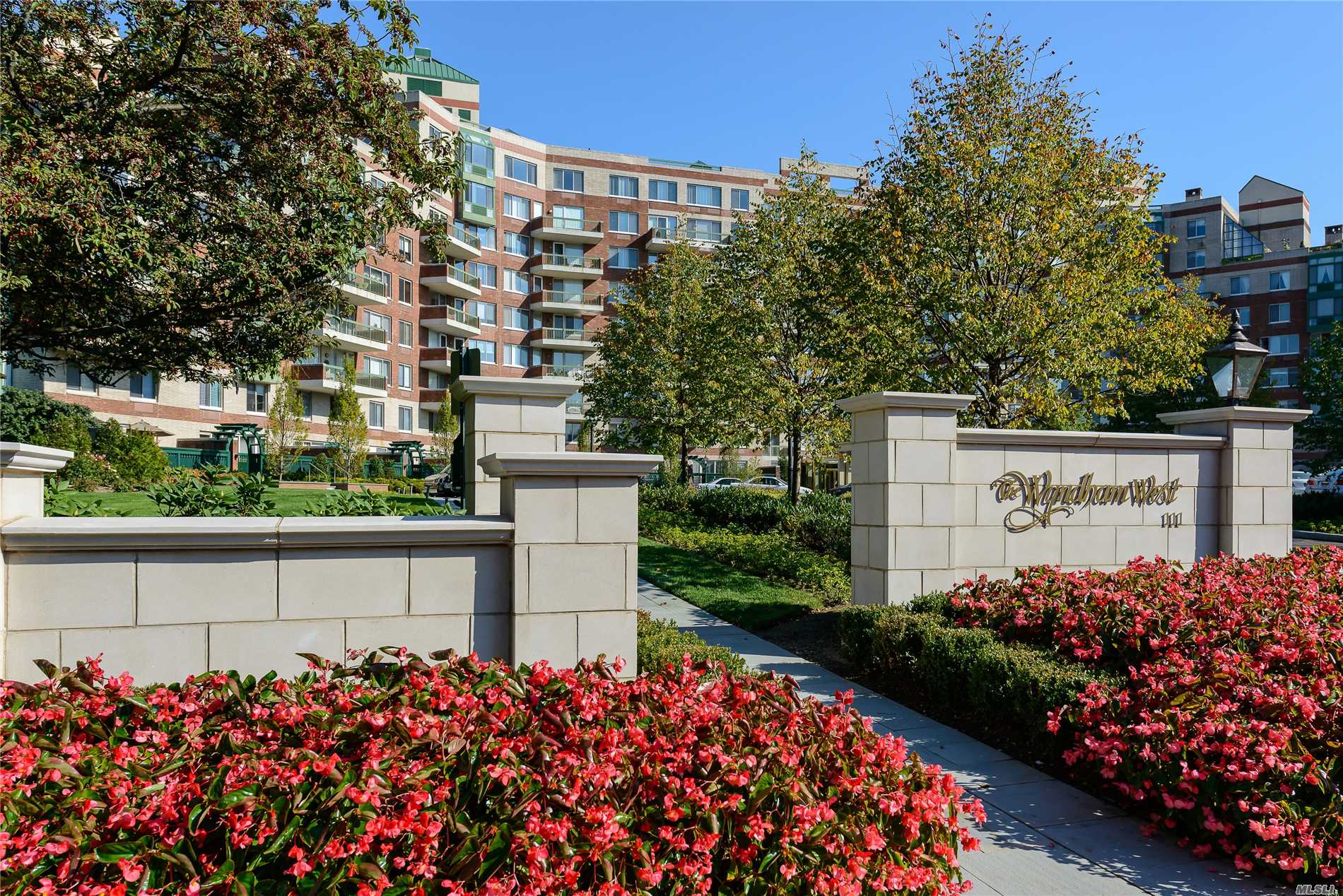 The Wyndham Garden City Long Island Condominiums, HOA's, Gated