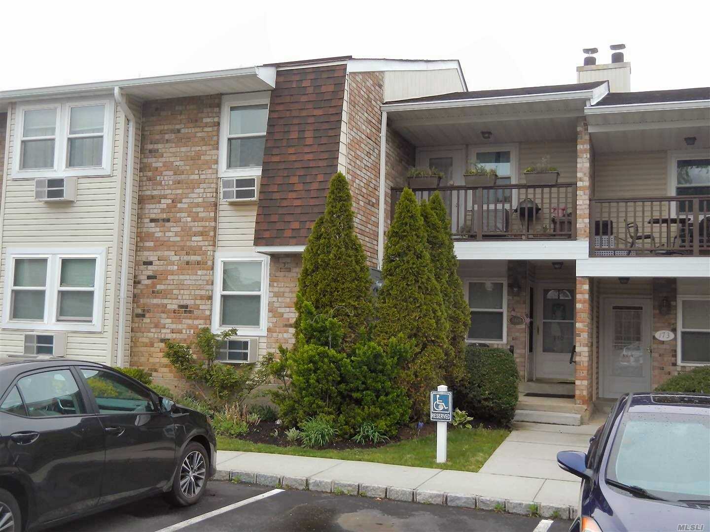 West Babylon Condominiums Long Island Condominiums, HOA's, Gated