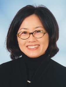 Jennifer H Kim