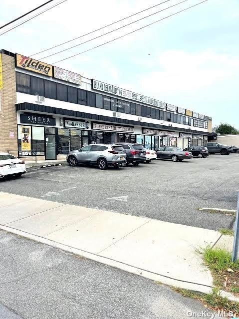 Commercial Lease in West Hempstead - Hempstead Trnpke  Nassau, NY 11552