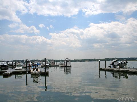 Stunning Sunlit Triplex In The Coveted Waterfront Community Of Capri Cove. Kitchen W/ Greenhouse Window. Oversized Rooms, Top-Of-The-Line Flooring & Window Treatments. Generous Closet Space, 2 Car Garage Plus The Capri Cove Luxury Pool