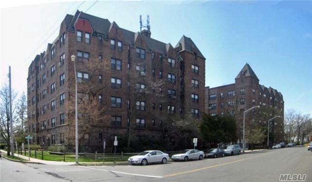 Bright & Charming Upper Floor 1 Bedroom 1 Full Bath Co-Op In Pre War Building, Eat-In Kitchen, Living Room/Dining Room Combo, Elevator, Laundry Room & Bike Room In Bldg, Near Lirr.