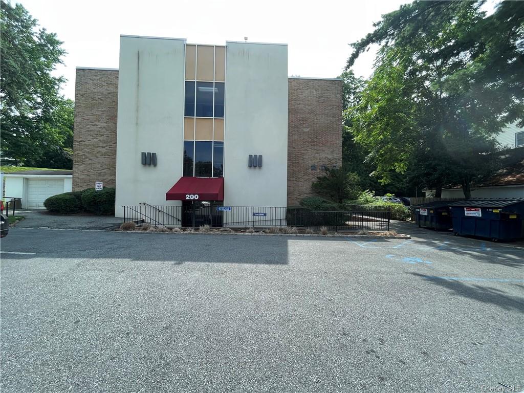 Commercial Lease in Greenburgh - Broadway  Westchester, NY 10591