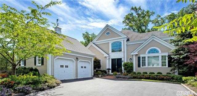 Gracewood-North Shore's Premier Community Spectacular Vinyard Model 3 Br, 2 Fbth, 2 Half Bth, Master Ste On Main Flr, Diamond Condition, Whole House Generator, Full Fin. Lower Level, Laundry On Main, Hrdwd Flrs, 24/7 Security, Gated, Mansion W/ Indoor/Outdoor Pools, Tennis, Gym.