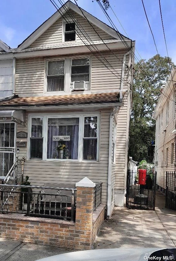 Single Family in Ozone Park - 84th Street  Queens, NY 11416