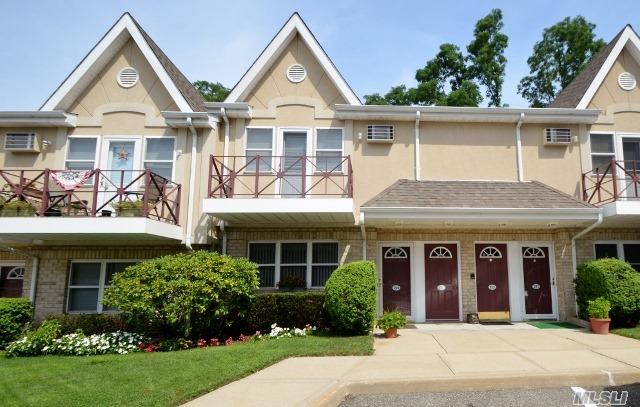 Wonderful Senior Living Complex 62 And Over! 2nd Floor Condo, Lr/Dr, Eff, 2 Bdrms, Full Bath. New Carpet & Paint! Close To Lirr, Shopping, Beaches, Restaurants & Shopping