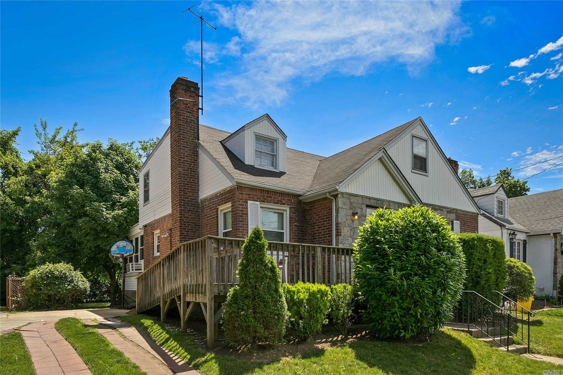 Lovely Cape With 4 Brf, 2 Full Baths, Extra Large Family Room, Dining Room, Close To Lirr, Close To Shopping And Houses Of Worship, Quiet Street, Enclosed Nice Sized Yard, Front Deck