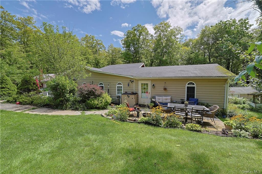 Single Family in Shawangunk - State Route 52  Ulster, NY 12566