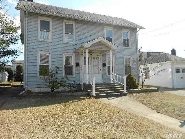 Charming Side By Side Legal 2 Family On A Quiet Cul-De-Sac In Hewlett. Perfect For An Investor Looking For 2 Rentals - 2Br Apartment With 2 Car Garage. Location Is Also Fabulous If Converted To A 1 Family Home. Large Basement & Nice Size Backyard.