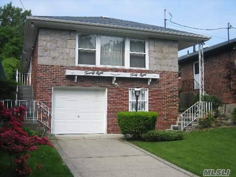 State Of Art Kitchen With Granite Counter,Remoled Baths,New Roof