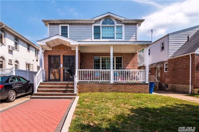 Beautiful Brick 2 Family, 6 Bedrooms, 5 Baths, 1st Floor Unit With 3 Bedrooms. 2nd Floor With 3 Bedrooms 2 Bath, Walk To Lirr, Sd#26, Close To All!