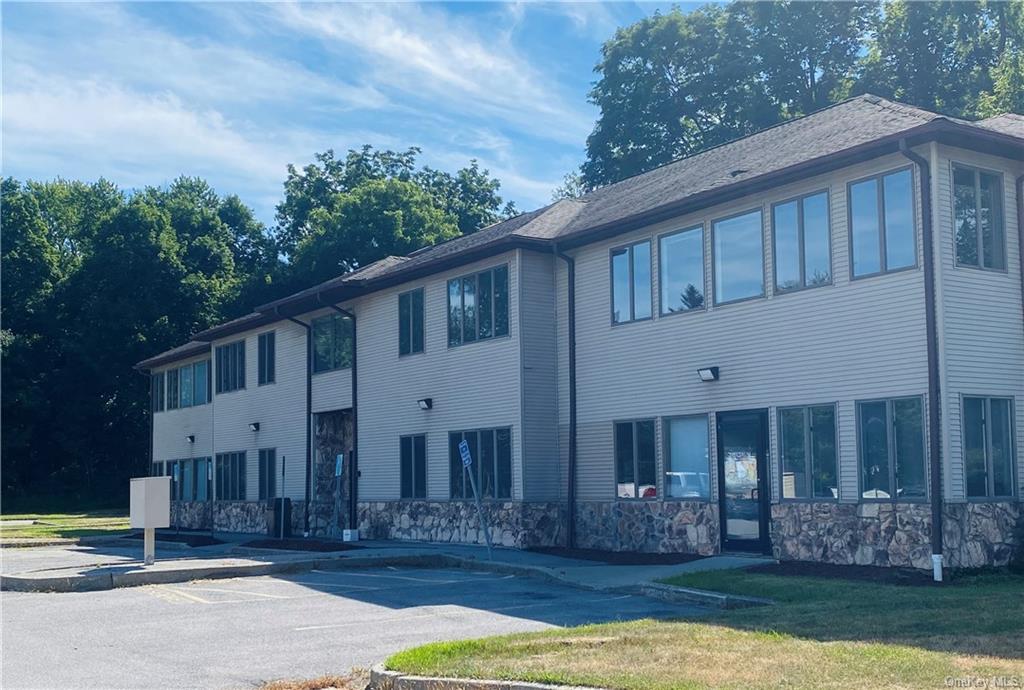 Commercial Lease in Fishkill - Route 9  Dutchess, NY 12524