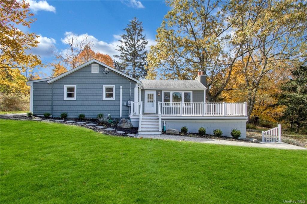 Single Family in Cornwall - Valley View  Orange, NY 12518