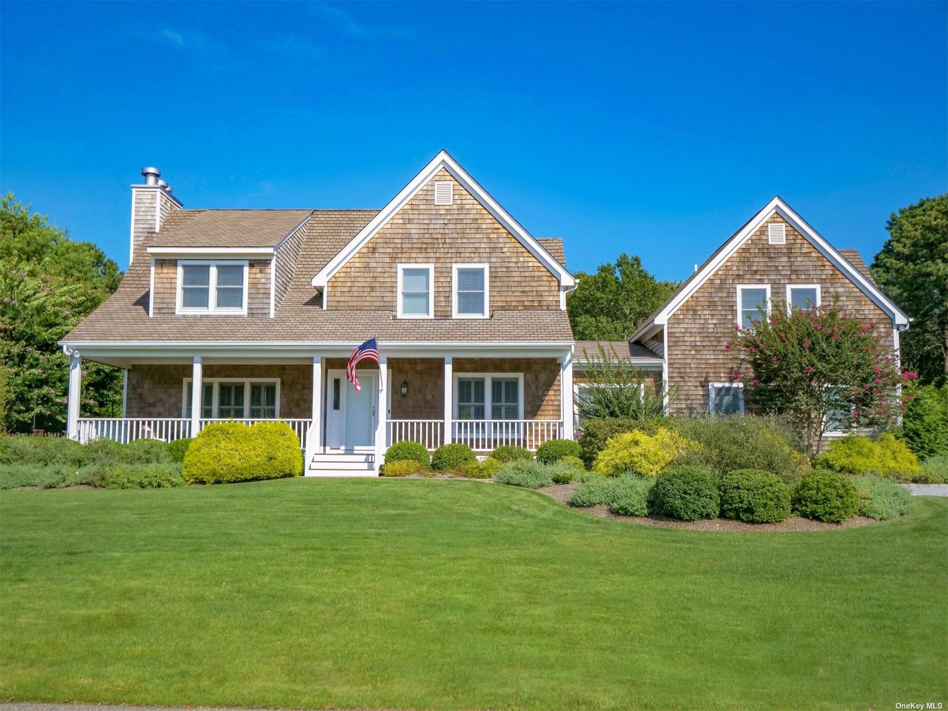 House in Quogue - Post Fields  Suffolk, NY 11959