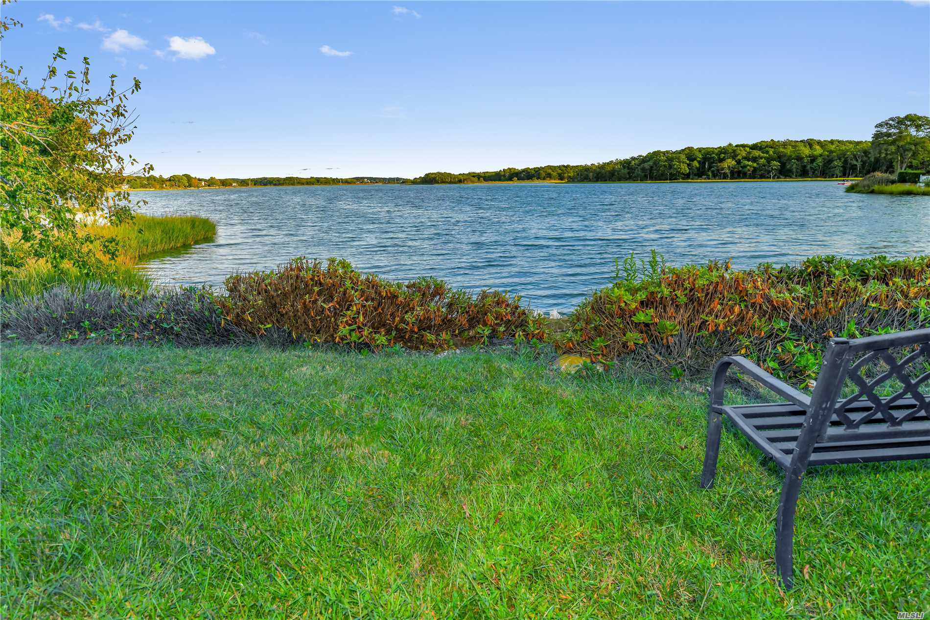 Water Front Ranch With Forever Views On Hashamomuck. Bring Your Imagination To This Solid Home And Make It Into Your North Fork Dream. From Sunrise To Sunset Sail, Fish, Clam, Swim Right From Your Back Yard And The Long Island Sound Town Beach Is Directly Across The Road.