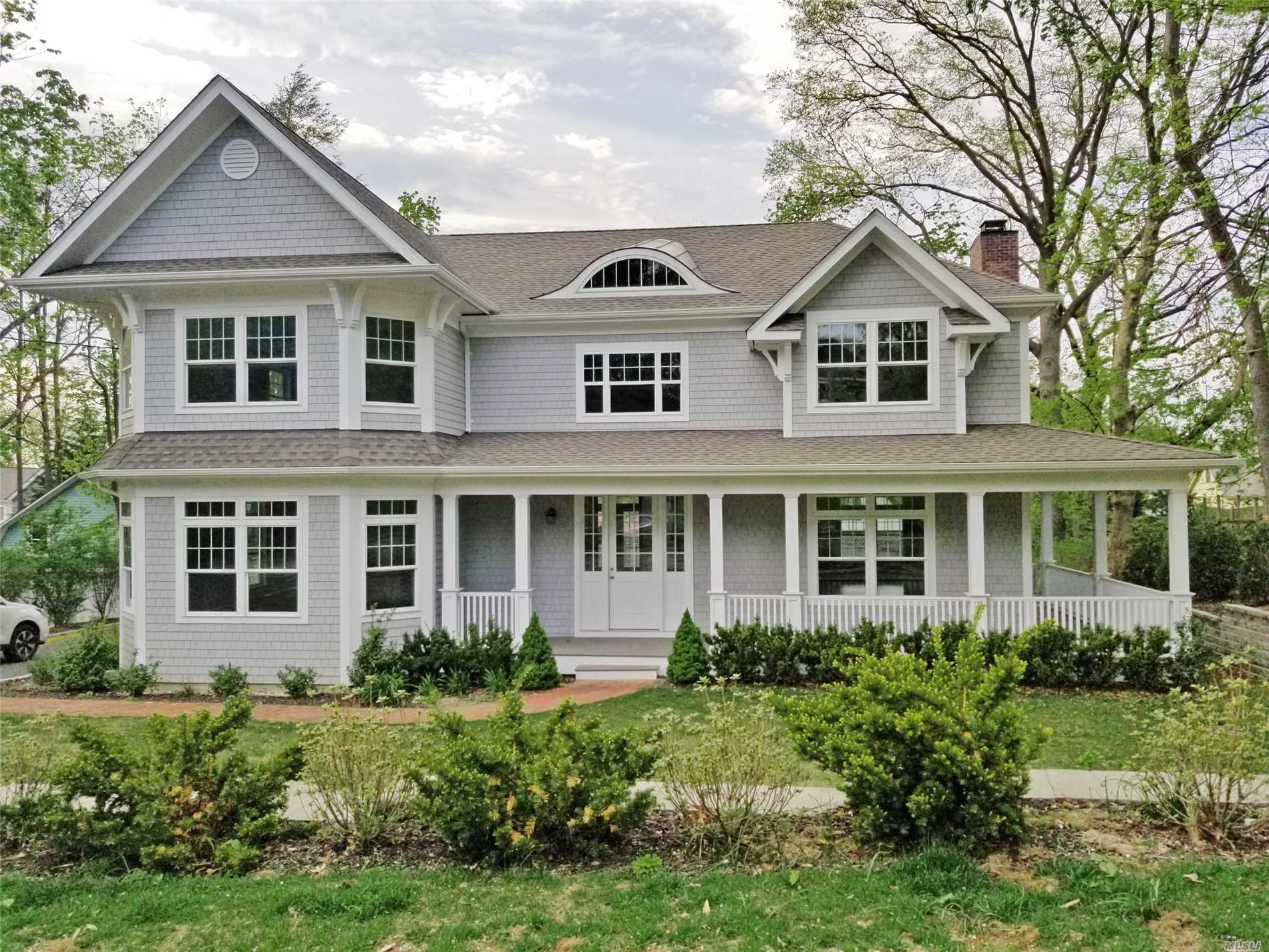 Stunning New Colonial On Oversized Lot In The Heart Of Port Washington. Classic Wrap Around Covered Porch, Two Story Foyer. Convenient To Train, Town And Waterfront.