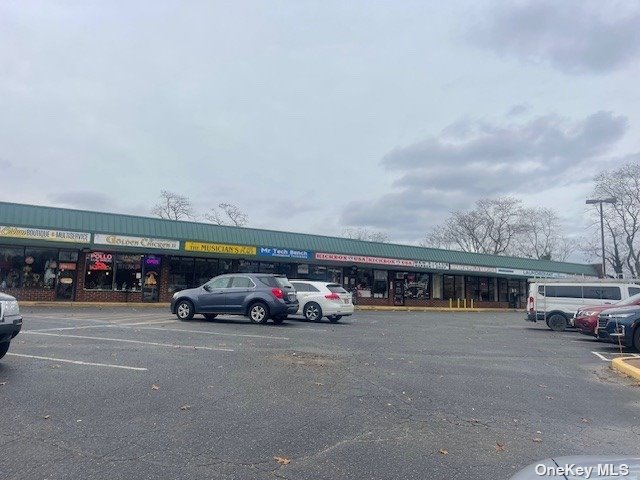 Commercial Lease in Holbrook - Main  Suffolk, NY 11741