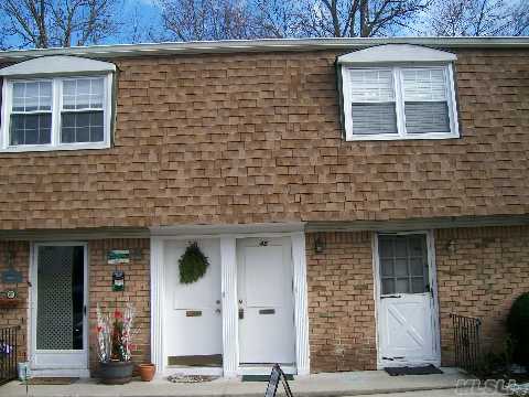 Great Top Floor One Bedroom Co-Op In Oyster Bay.  Beautiful Chair Rail Throughout The Lr/Dr With Outside Entrance To A Nice Deck.  King Size Bedroom, Lots Of Storage, Full Size Bathroom, Kitchen Has Counter W/Seats.  Close To The Beaches, Town, Train, And Schools.  Make This Your First House Or Downsize To This Great One Bedroom.