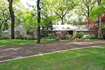 Stunning Sun-Lit Sprawling Ranch W/Circular Drive Situated On A Private Cul-De-Sac In The Prestigious Village Of Old Westbury. Newly Refreshed, Open & Inviting Floor Plan, Hdwds, *New* Chef's Kitchen+Gas Cooking, Mstr Ste W/Spa Bth + Sitting Area, 2 Fpls, Vermont Slate Roof, Igp, Tennis. 1.7 Lush Acres. Let This Become Your Own Country Club. Wheatly S.D.