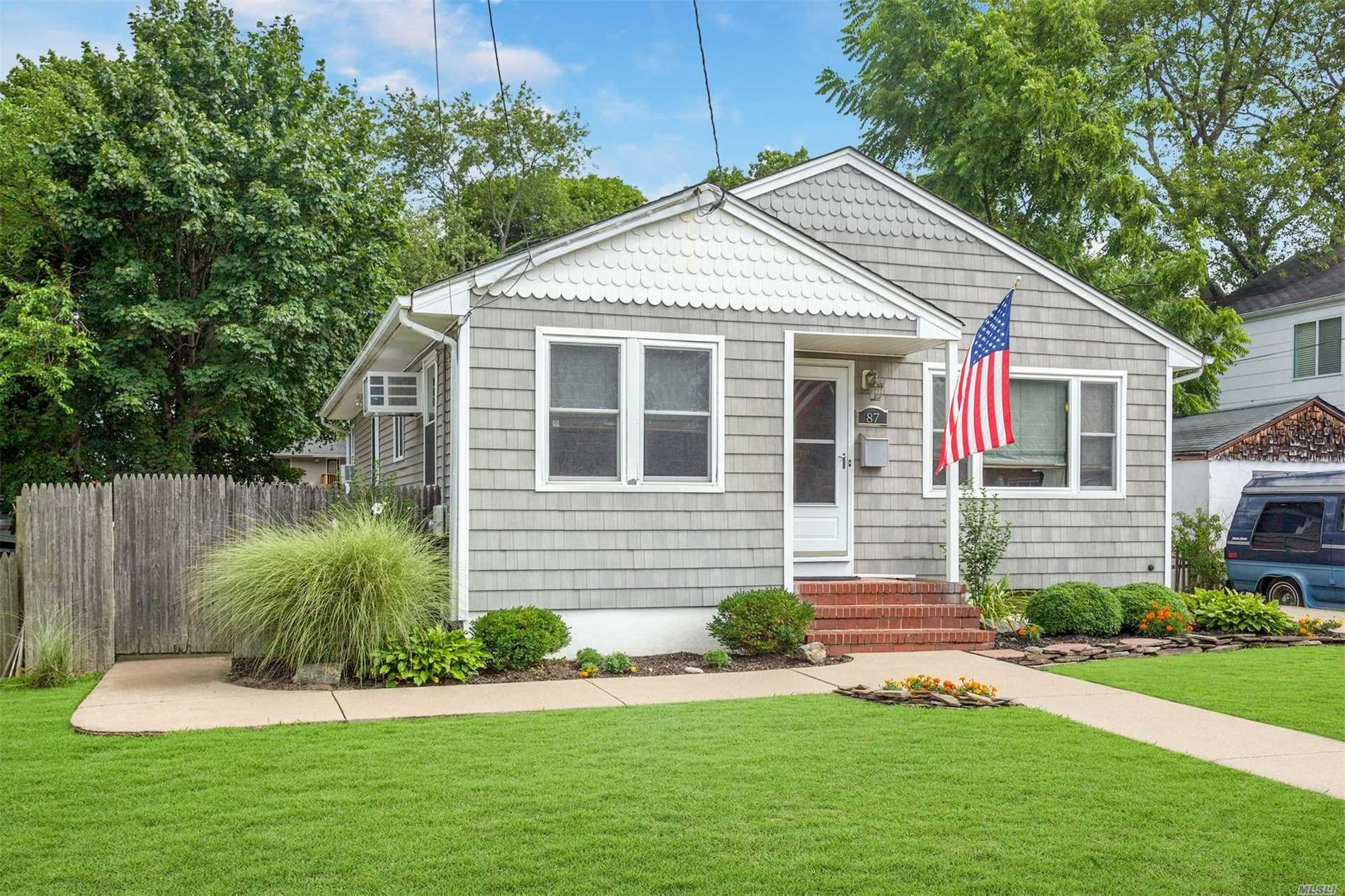 Beautifully Renovated Ranch In The Heart Of Islip Terrace. East Islip School District. Fully Finished Basement With Egress Windows. Brand New Roof, Too Much To List!