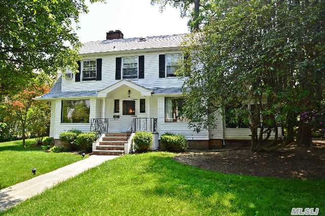 Gracious 1930 Colonial3000 Sq Ft On 135X75 Flat Lot,  5 Bedrooms,  3.5 Baths,  Located In The Heart Of Gn Estates. Close Proximity To Lirr,  Worship, Town. 3 Floors + Basement,  New Roof,  Gutters,  Flashing,  Portico.  Eik,  Fdr,  Flr,  Den/Office,  2 Fireplaces,  Saddle Rock Elementary,  South Or North Great Neck Sd #7.  Access To All Gne Amenities,  Pvt Police,  Tennis,  Pool,  Marina.