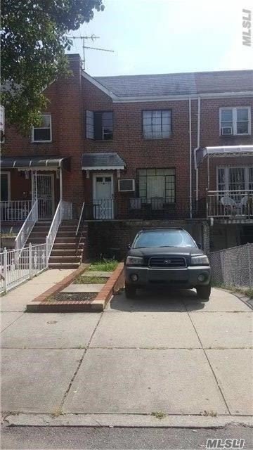 Solid Brick 1 Dwelling House In Heart Of Jackson Heights. Convenience To Park, Shopping Center & Transportation!