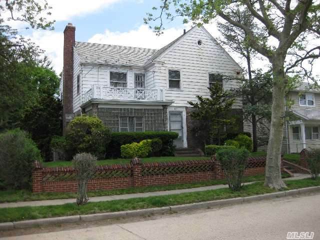 Wow! Center Hall Brick Colonial On Prime Block! Needs Renovation But Huge Potential.  Cac,  Natural Gas,  Large Brs, 3 Full Bths & Fin. Basement. Original Details Including Wood Floors,  Moldings,  Door,  Iron Railings,  Stain Glass Windows. Det. Garage With Nice Yard. Glass Block Front Porch,  Deck Off Master. Ready To Make Your Dream Home!