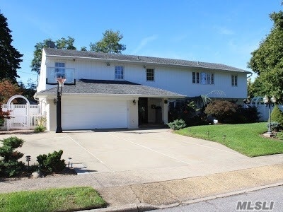 Expanded Colonial W/ 5 Br, 4.5 Bath Boasting Huge Rooms & 3 Masters. Aprx. 3768Sqft. Imported Marble, Beautiful Custom Granite Eik W/Thermador Appliances, Stunning Marble Baths W/ Jetted Showers. Central Vac, Radiant Heat & Remote Shades. Professional Landscaping, New Pvc Fence Surrounding Country Club Backyard W/Igp W/ New Pump & Liner.Gazebo & 2 Outdoor Sheds.