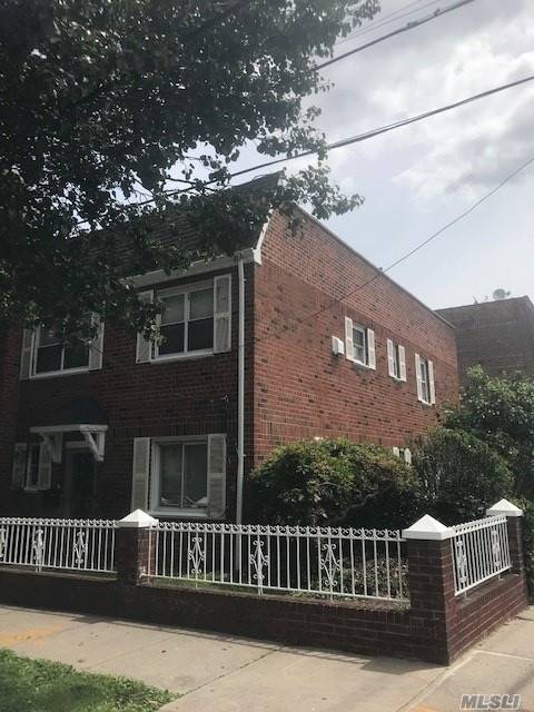 Listing in Woodside, NY