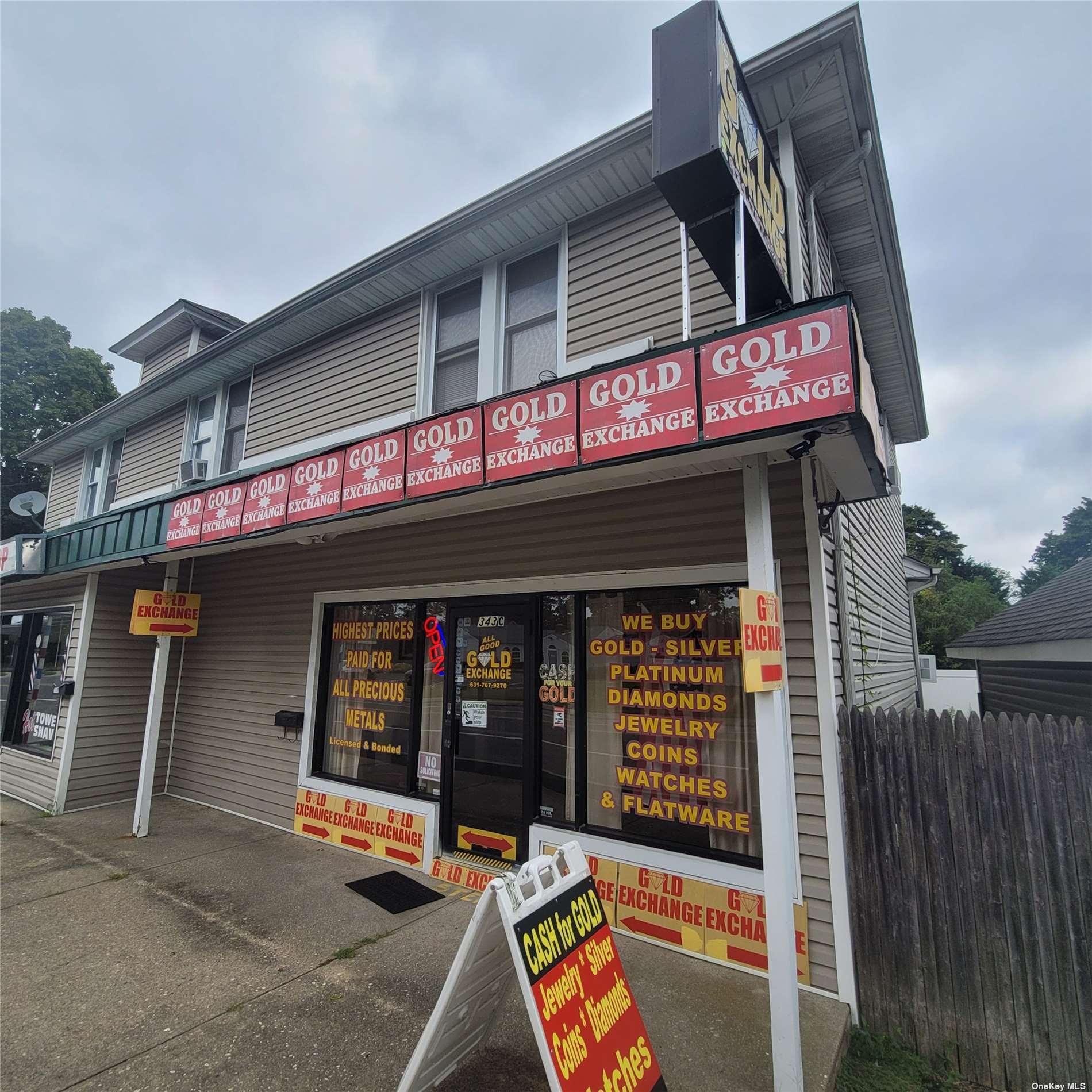 Commercial Lease in Ronkonkoma - Hawkins  Suffolk, NY 11779