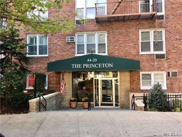 1 Bedroom, 1 Bath Co-Op In Douglaston, Move In Condition. This Unit Features A Big Bedroom W/ 6&rsquo; Closet. Open Floor Plan Has The L/R Flows Into The Kitchen. 2 Block Walk To Lirr (Port Wash. Line - Nyc 30 Min), 1 Block Walk To Nyc Buses On Northern Blvd To Flushing Main Street. Walk To All Stores, Restaurants, Cvs & More.