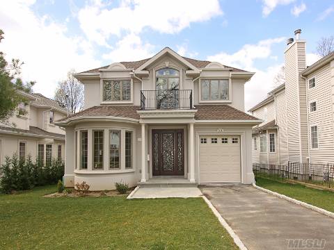 This Home Is Bright, Sunny & Sophisticated! Beautiful New Construction, New Pool, Near Skating Rink & Parks. 