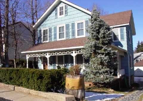 Diamond In The Rough, Roslyn Heights Old World Victorian In Roslyn Schools On Large Property Handy Man Special, Cedar Shingles, Newer Windows, Original Oak Floors, Wrap-Around Front Porch. Charm Galore! Close To L.I.R.R, Village, Buses And Roslyn High School.