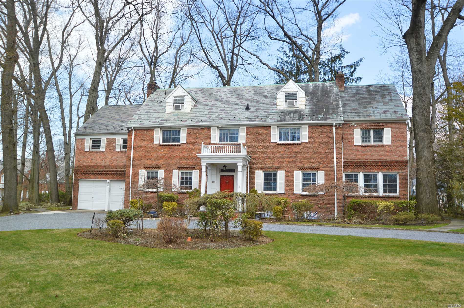 Grand Brick Center Hall Colonial. Circular Driveway. This Stately Home Has 2 Very Large Interior And Exterior Extensions Plus 5 Bedrooms And 4 Baths. Convenient Location Close To Allenwood Park And Bus To Lirr. Situated On 1/2 Acre Of Flat Property. Fabulous Curb Appeal.