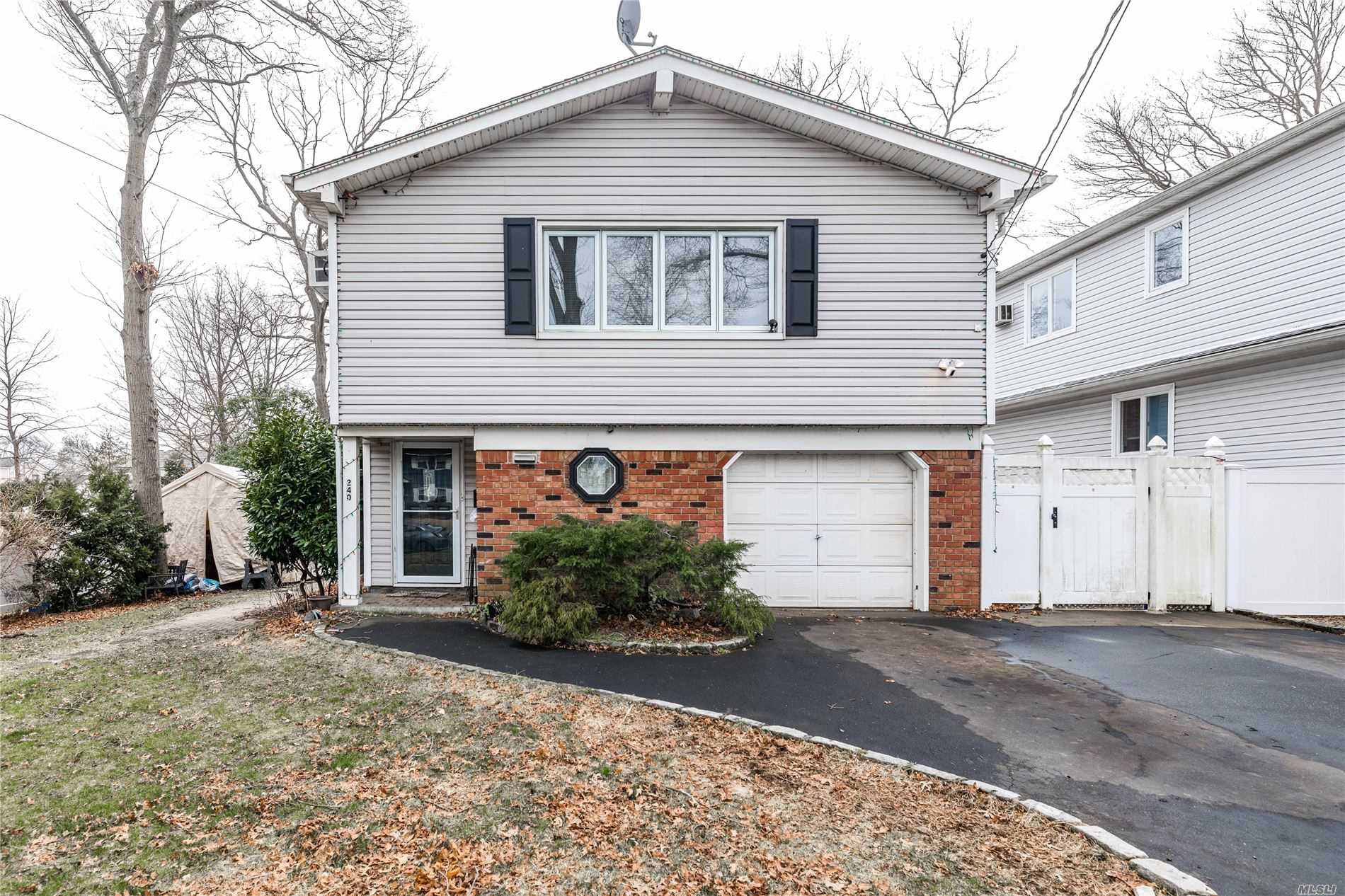This is a unique property, Legal Accessory Apt, by permit, Big property. So much potential for large or extended family or income producing, Oil heat, Gas for cooking(propane) Updated Baths, Radiant heat in upstairs bath, Wood floors throughout, Nice size rooms, A must see, Priced to sell