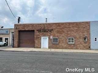 Commercial Lease in New Hyde Park - 2nd  Nassau, NY 11040