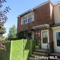 Apartment in Bellerose - 251st  Queens, NY 11426
