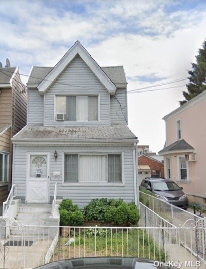 Single Family in Woodhaven - 85  Queens, NY 11421