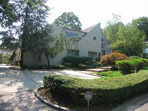 One Of A Kind Contemporary Situated In A Cul De Sac In The Washington Ave Area. Striking Design Highlights This 5 Br, 3.5 Baths Residence A Grt Rm W Center Granite Fplc, Soaring Ceilings, Vast Marvin Windows, Motorized Skylights And 3 Set Of Slider Leading To Deck And 20X37 Heated Igp. Other Features Inc Sunken Eik W Granite Counters A Mbr W Loft. Taxes Are Being Grieved.