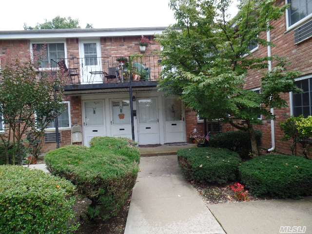 Large 2 Bedroom In Half Hollow School District;  Lovely Property Located On Dead End Street In Residential Home Area;  Unit Has Been Updated; Hidden Treasure; Mainteneance Includes Taxes,  Heating,  Gas Cooking,  Hot Water,  Parking=60'%tax Deductible;  Private Entry; Walk To Lirr,  Downtown And Convenient To Route 110 Corridor Shopping