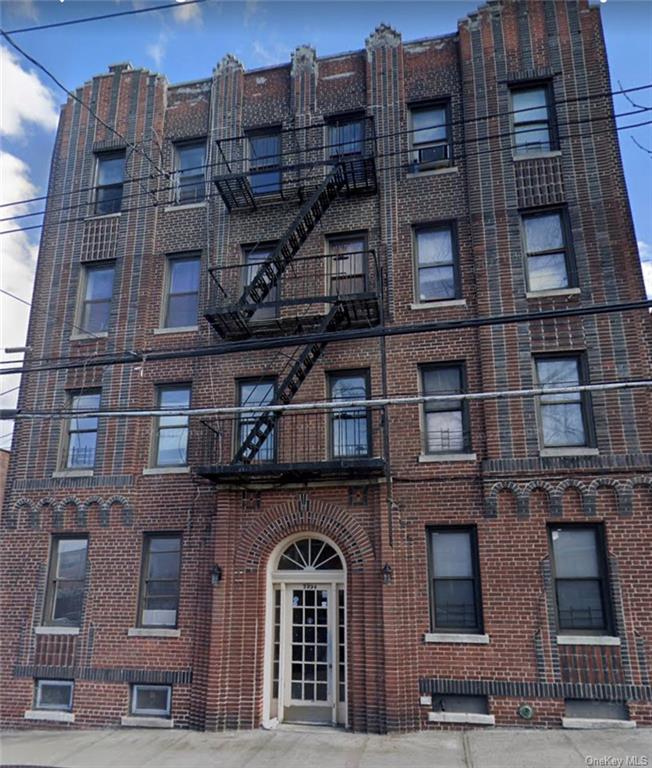 12 Family Building in Bronx - Hone  Bronx, NY 10469