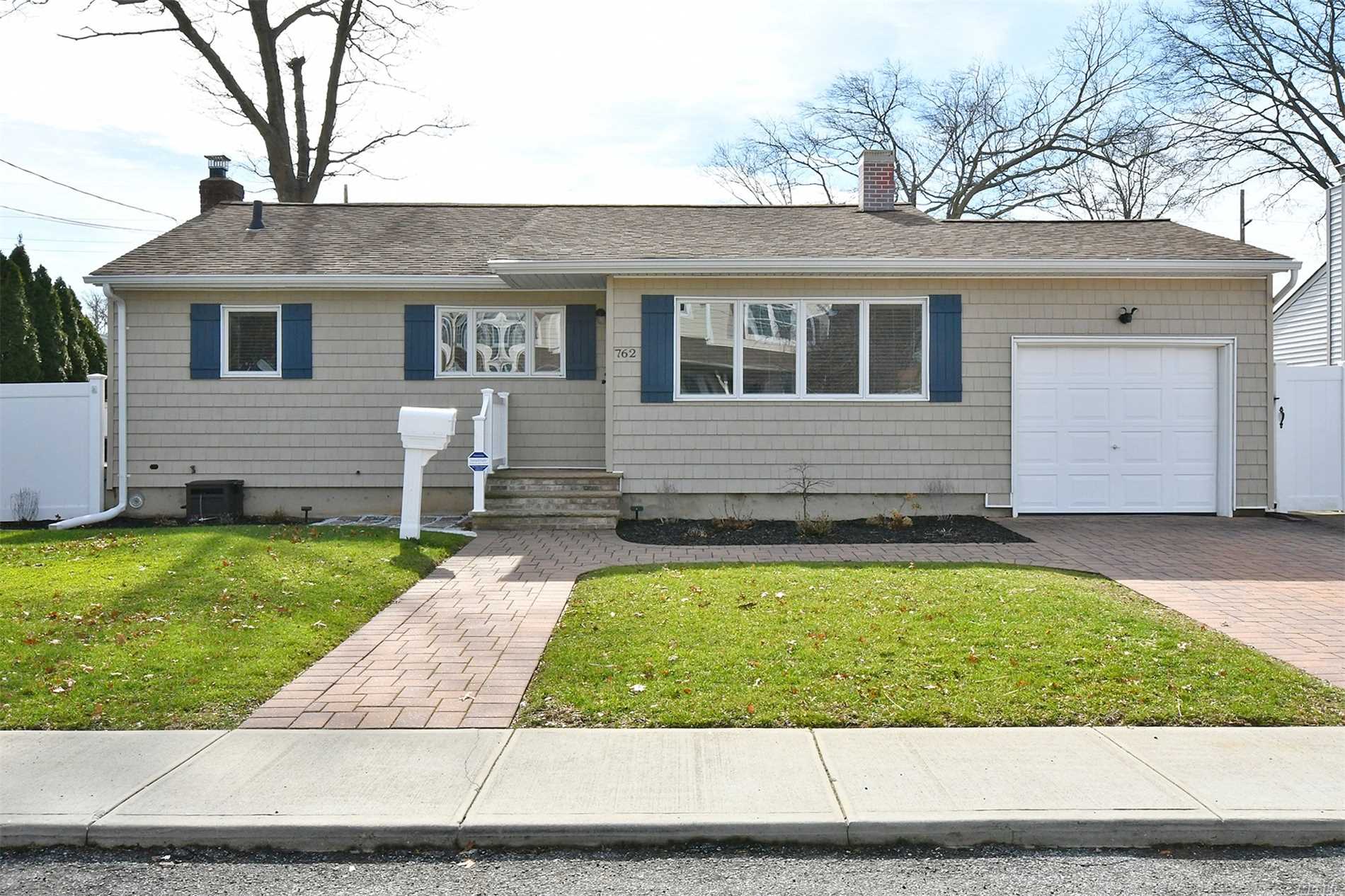 Updated Mint Ranch In Desirable Arnold Estates Section! 3 Beds, Updated Bathroom, Eat In Kitchen, Wood Floors Throughout, Fireplace, Full Basement, Ose, Gas Cooking & Heating. Don&rsquo;t Miss This Gem Won&rsquo;t Last!