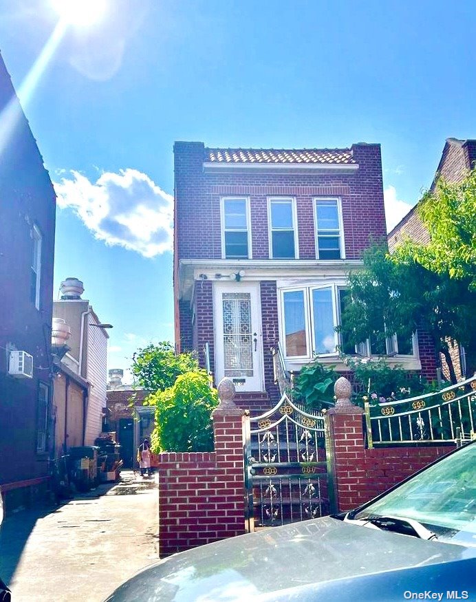 Listing in Jackson Heights, NY