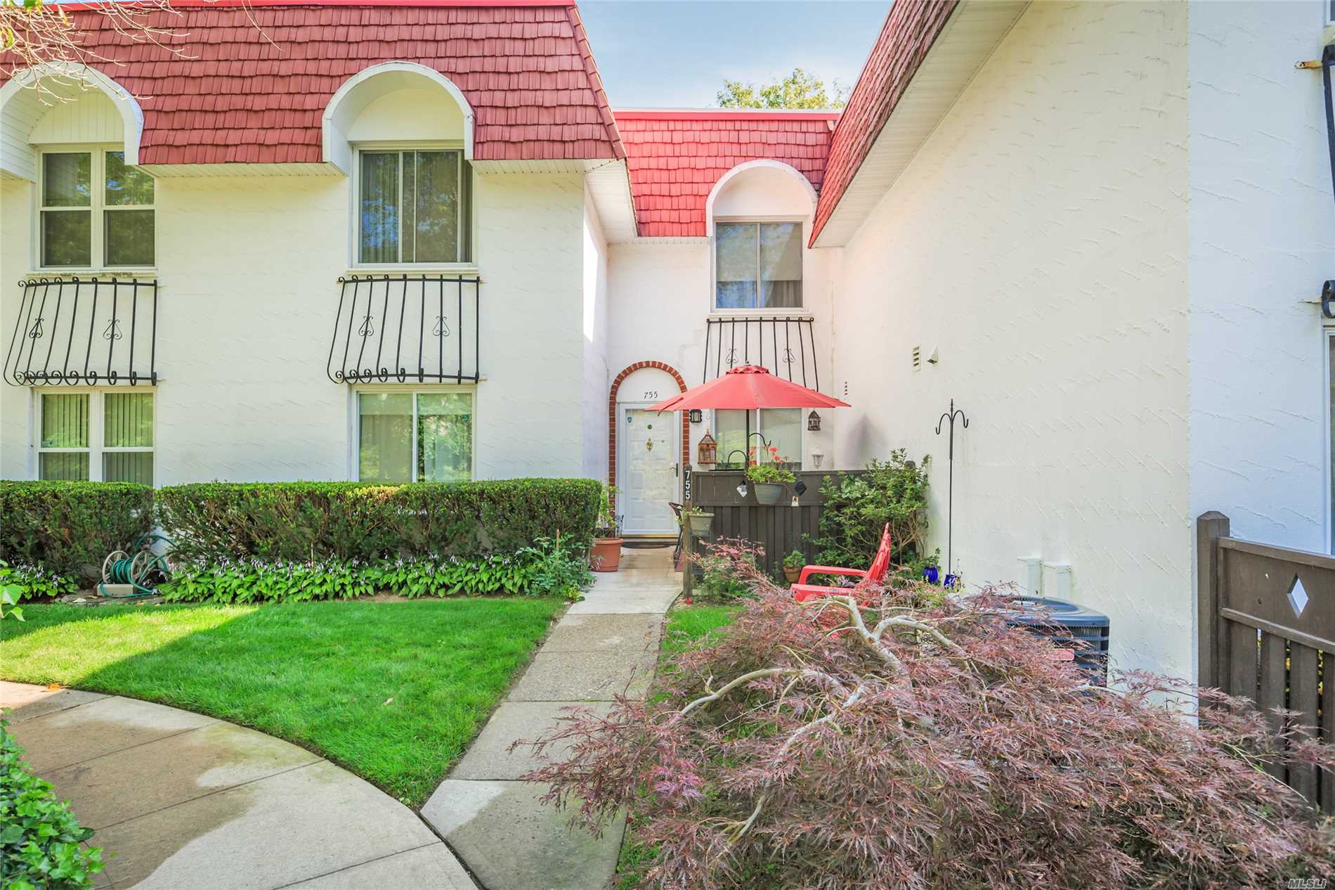 Truly Mint 3 Bedroom 1.5 Bath Condo In Blue Ridge. Extremely Clean! Electric 4 Years Old, Heating And Air Conditioning And Hot Water Heater 5 Yrs Old. Fantastic Location, Walk To Clubhouse And All Amenities!