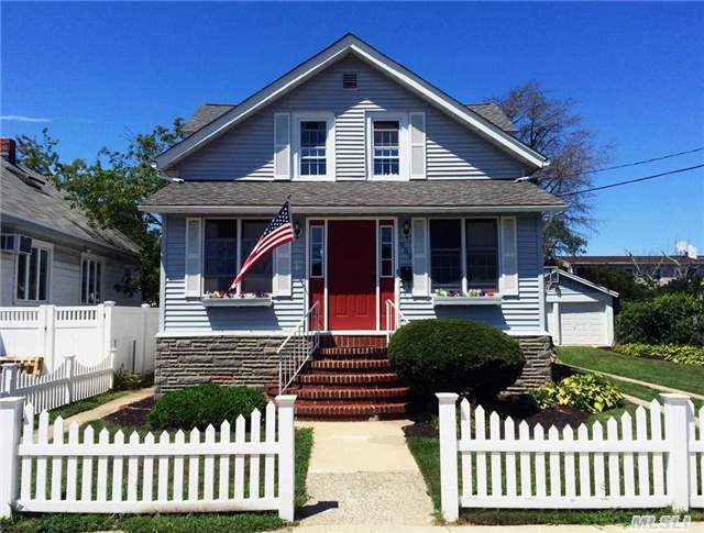 Excellent 4 Bedroom Home With Many Updates. Large Open Concept Kitchen And Extensive Backyard Are Just Two Of The Wonderful Features Of This Home. Major Tax Reduction Of 25% Coming For 2016/2017 Tax Year. Seller Will Compensate Buyer For 1 Years Of Flood Insurance Premium At Closing!!