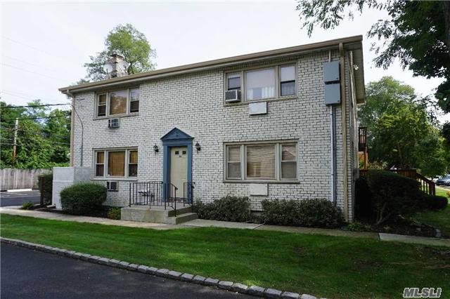 Maint. W/Star $721.54/Month (Inc. Heat/Water); 2nd Floor Unit W/Balcony. Large Lr And Master, Spacious Entry Foyer/Dining Room. Less Than One Mile To Main Street, Development Located Next To Knapps Lake And Champin Nature Preserve. Unit Is Move-In-Ready!! Why Rent When You Can Own For Less?