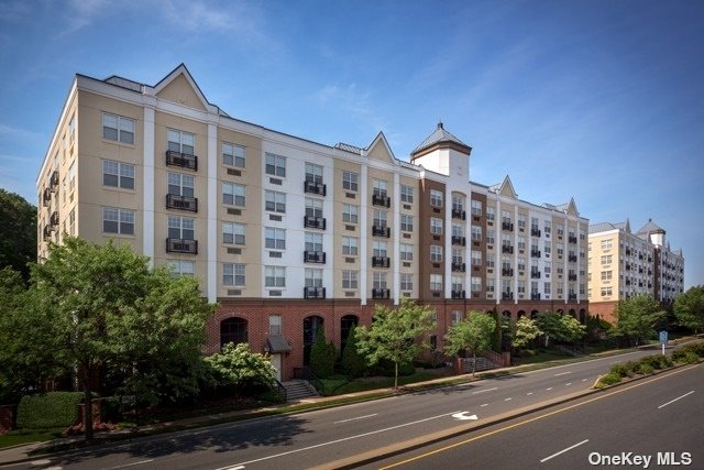 Apartment in Glen Cove - Avalon  Nassau, NY 11542