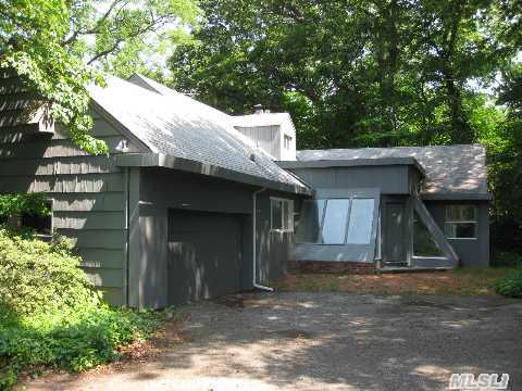 Unique 1.5 Plus Acres. Top Location. 5 Bedroom, 4 Bath Expanded Ranch With Atrium Entry, Spacious Rooms. Roslyn Sd.