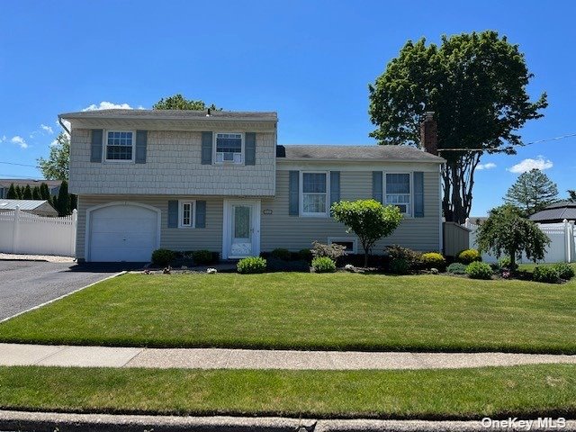 Listing in Port Jefferson Station, NY