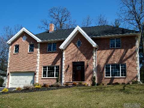 New Construction! Bright & Sunny 4 Brs, 3.5 Bths. 4000 Sq.Ft. Brick Ch Col Is Built With Finest Materials & Craftsmanship. Grand Two-Story Entry Foyer, Viking' Stainless Steel Kitchen Appliances W/Cherry Wood Cabinetry. Exquisite Moldings & Trim, Wood-Burning Stone Fplc & Oak Floor. Family Bdrm /Fbth, Laundry Off The Kitchen, A Lot Of Closets.Roslyn Sd, Pw Station Sticker